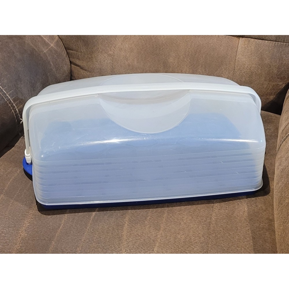Tupperware BAKE N TAKE 18-Cupcake / 9x13" Rectangle Cake Taker: Blue •